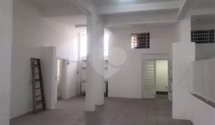 Barracão / Galpão / Depósito à venda na Rua Pio XI, 1742, Alto de Pinheiros, São Paulo, 240 m2 por R$ 1.280.000