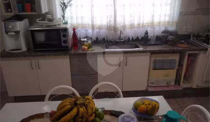 Casa com 3 quartos à venda na Rua Mantena, 69, Vila Nivi, São Paulo, 172 m2 por R$ 898.000