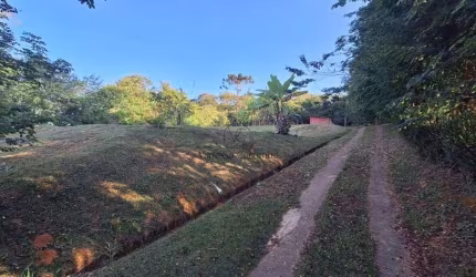 Chácara à venda no bairro Jardim Camargo (Canguera) - São Roque/SP