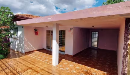 Casa a Venda em Bauru - Vila Souto