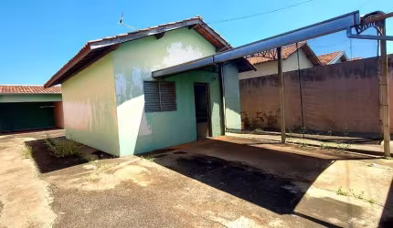 Casa a venda em Piratininga - SP