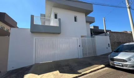 Casa Duplex 3 Quartos Piratininga - SP - Piratininga
