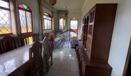 Casa com 3 quartos à venda na Letícia, --, Aparecida, Belo Horizonte por R$ 580.000