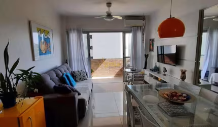 Apto reformado, 200mts praia, 3 dorms., 1 vaga, Enseada