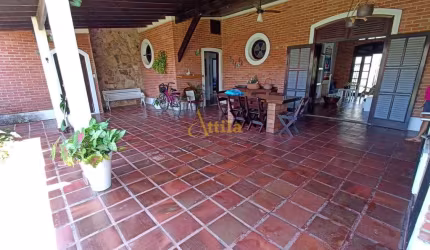 Casa 100mts praia, 5 dorms., terreno de 1059m², Enseada