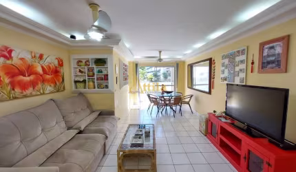 Apto (lado praia), 3 dorms., sacada, 1 vaga, Enseada