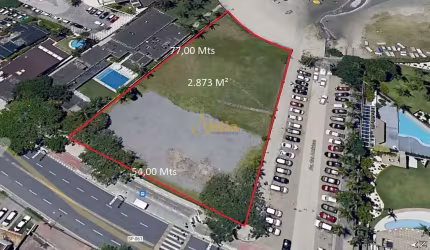 Terreno frente para o mar, 2.867m² residencial/comercial