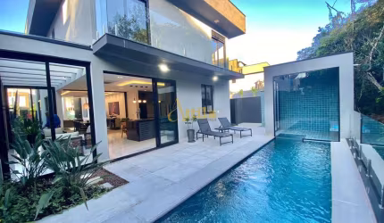 Casa de alto padrão com 5 suítes - Módulo 24 - Riviera