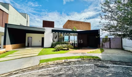 Linda casa com 3 suítes disponível para locação no condomínio Castanheiras