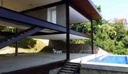Casa Contemporânea de luxo 4 Suítes em Condomínio Fechado no Itanhangá