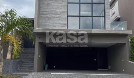Casa à venda no bairro CONDOMÍNIO PORTAL DE BRAGANÇA HORIZONTE, em BRAGANÇA PAULISTA - SP