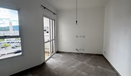 Apartamento na praça do habibs, semi mobiliado