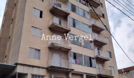Apartamento 2 quartos à venda no Centro de Carapicuíba 55m2 com sacada 1 vaga de carro coberta próximo a Estação Centro