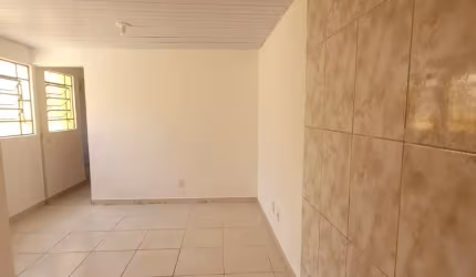 BARRACÃO PARA ALUGUEL - 1 quarto - Caiçara