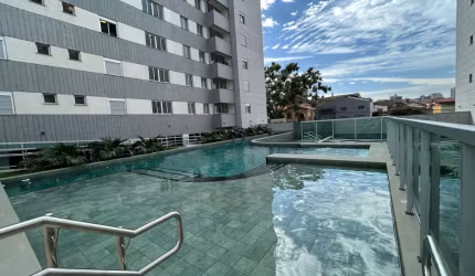 Cobertura à Venda no Bairro Carlos Prates – 3 Quartos, Varanda Privativa e 3 Vagas