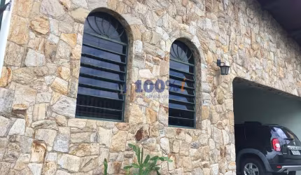 Casa com 3 quartos à venda na Avenida das Amoreiras, 4600, Chácaras Campos Elíseos, Campinas, 300 m2 por R$ 650.000
