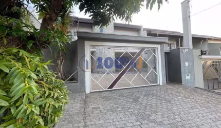 Casa com 3 quartos à venda na Joaquim Assenco, 238, Jardim Serra Dourada, Mogi Guaçu, 250 m2 por R$ 800.000