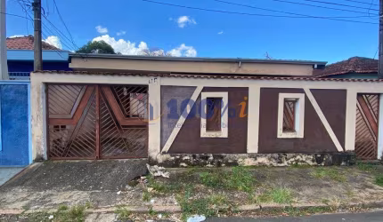 Casa com 2 quartos à venda na Cristóvão Colombo, 454, Vila Paraíso, Mogi Guaçu, 408 m2 por R$ 300.000