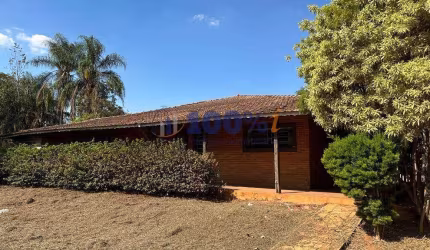 Chácara / sítio com 8 quartos à venda na Pastor Andrejs Ceruks, 100, Chácaras Central, Nova Odessa, 5150 m2 por R$ 2.300.000