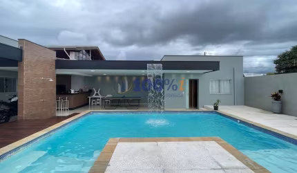 Casa com 3 quartos à venda na Oscarlino Baptista de Oliveira, 221, Jardim Nazareth, Mogi Mirim, 372 m2 por R$ 750.000