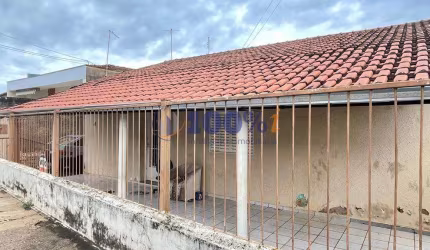 Casa com 3 quartos à venda na Manoel Pinheiro Cardoso, 41, Vila Pinheiro, Mogi Guaçu, 382 m2 por R$ 290.000