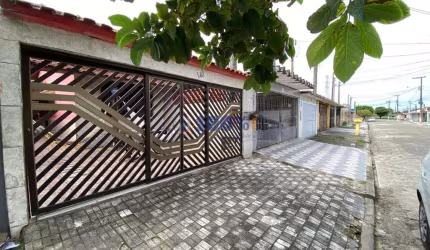 Casa com 2 quartos para alugar na Rua Cidade de Osasco, 140, Itaóca, Mongaguá, 125 m2 por R$ 1.500