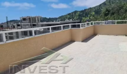 Ubatuba, Praia das Toninhas - Apartamento com 2 dormitórios sendo 01 suíte a 300 metros do mar.