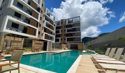 Ubatuba - Enseada. Apartamentos alto padrão pé na areia na praia da Enseada