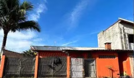 Ubatuba, Itaguá- Casa com 4 dormitórios bem localizada!