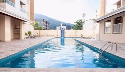 Ubatuba, Toninhas- Apartamento de 2 dormitórios, área de lazer completa a 100mts da praia!