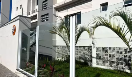 Ubatuba, centro, Apartamento cobertura novo com 03 dormitorios sendo 01 suite com área de lazer.