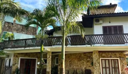 Ubatuba - Horto. Linda casa c/ 1.350m2 de terreno em condomínio a venda