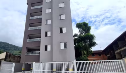 Ubatuba, centro, Apartamento  com 02 dormitorios sendo 01 suite com area de lazer.ação.
