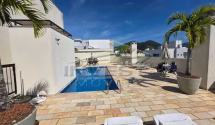 Ubatuba, Tenório - Amplo apto de 02 dormitórios (01 suíte), sacada gourmet, área de lazer com piscina.