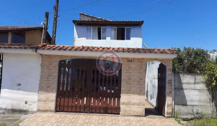 Sobrado com 4 dorms, Balneário Jussara, Mongaguá - R$ 200 mil, Cod: 16171-4