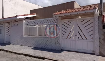 Casa com 3 dorms, Jardim Mosteiro, Itanhaém - R$ 400 mil, Cod: 777-14