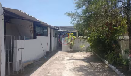 Casa com 3dorms, Centro, Mongaguá - R$ 380 mil, Cod: 5721-3