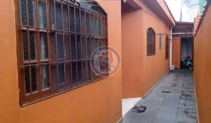 Casa com 2 dorms, Campos Elíseos, Itanhaém - R$ 250 mil, Cod: 5783-9
