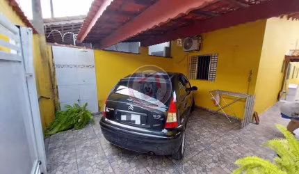 Casa com 2 dorms, Balneário Jussara, Mongaguá - R$ 300 mil, Cod: 745-13