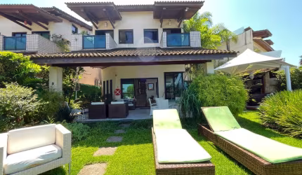 Linda Casa em frente a o MAR