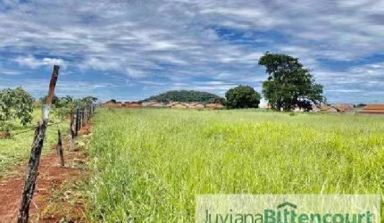Área plana, com 2.476 metros quadrados, frente para duas ruas, Em frente a rua Dominica, Residencial Montágno