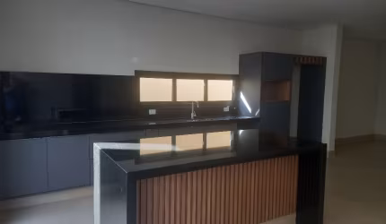 LINDA CASA TÉRREA - 4 SUÍTES - CONDOMÍNIO QUINTA DOS VENTOS - 4 SUÍTES