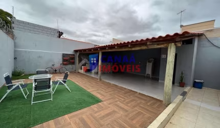 Casa 2/4, 1 suíte, lote individual no Jardim Europa