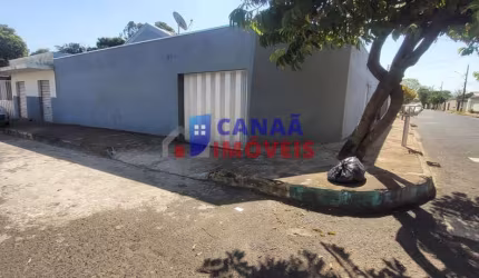 Imóvel de esquina bairro planalto c/ 2 casas e 1 cômodo comercial