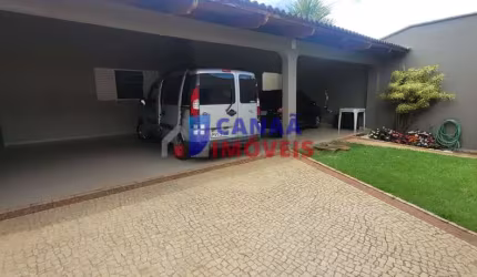 Casa 2 quartos lote 300m² bairro oswaldo rezende