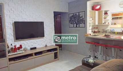 Apartamento Térreo com 2 dormitórios à venda, 67 m² por R$ 310.000 - Ouro Verde - Rio das Ostras/RJ