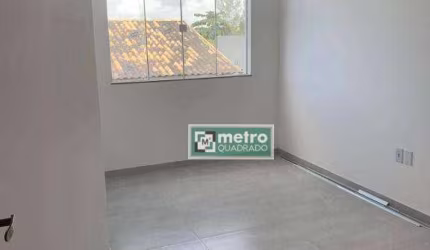 Ótimo apartamento térreo com área privativa.