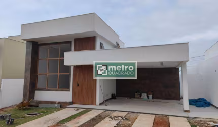 Casa com 3 quartos à venda, 180 m² por R$ 850.000 - Extensão do Bosque - Rio das Ostras/RJ