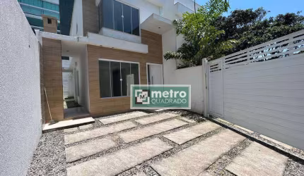 Venda de Casa Duplex - Costazul - Rio das Ostras-RJ - 4 Dormitórios, sendo 1 suíte  - 3 banheiros - Sala ampla com dois ambientes - Cozinha - Área de