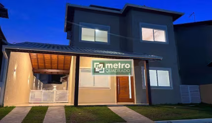 Casa com 3 dormitórios à venda, 148 m² por R$ 900.000,00 - Costazul - Rio das Ostras/RJ